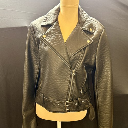 Nwt victoria secret - secret, moto
