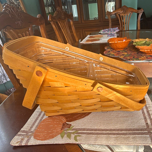 Longaberger medium divided - ,