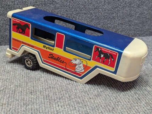 Vintage 1989 nylint stables - vintage,