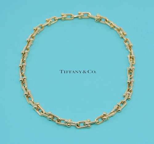 Tiffany hardwear medium - &,