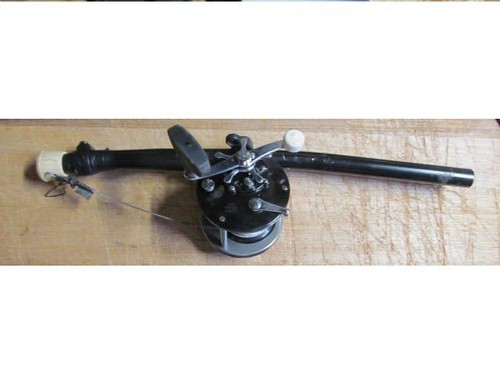 Penn 309 level wind reel - no.309,