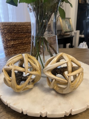 Decorative entwined spherical - decorative,