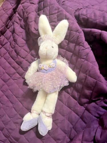 Rare collectable ballerina - collectable,