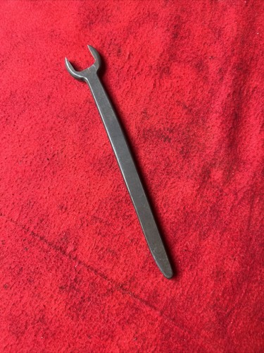 Vintage spud wrench width - spud,