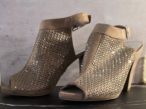 Jennifer lopez high heel - jennifer,