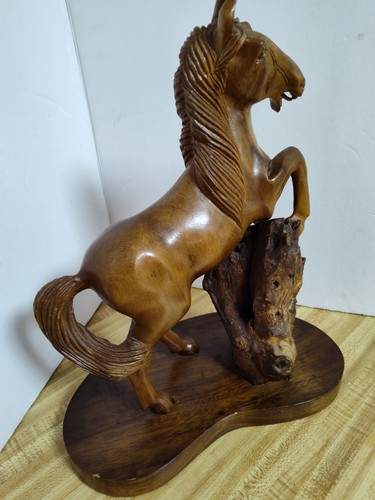 Vintage majestic hand - hand, carved