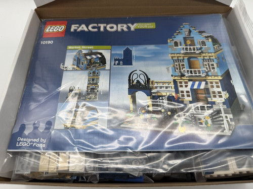 Lego market street 10190 - street,