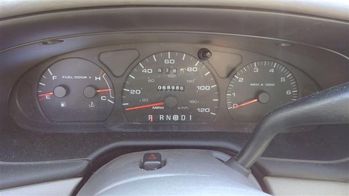 Ford taurus speedometer - 01-02,