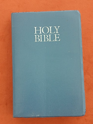 Holy bible niv - niv, helps
