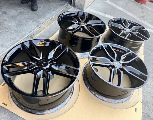 Original corvette c7 - 19",