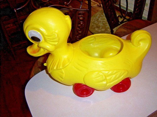 Adorable vtg easter basket - vtg,