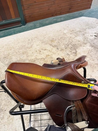 Used butet saumur close - used, 17”