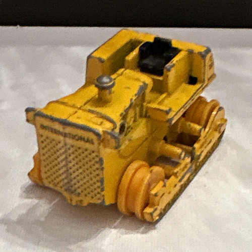 Ertl international - 1/64,