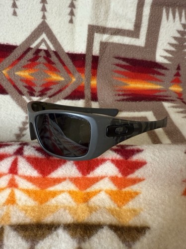 Rare oakley soviet red shift - rare,
