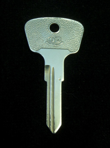 Ad1 audi 100 100ls - , +