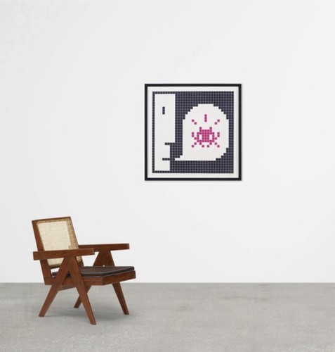 Invader alert pink print - alert,