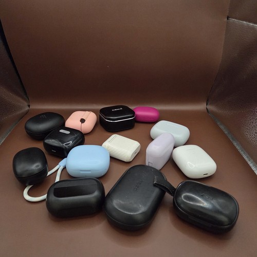 Lot different earbuds - lot,