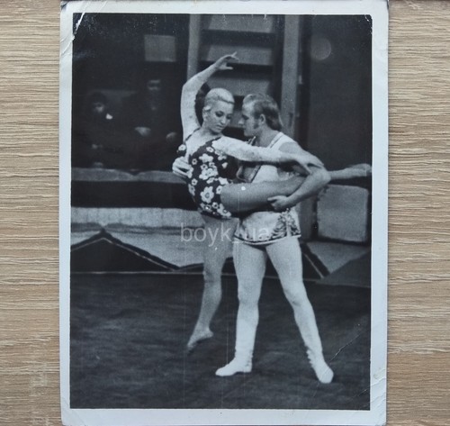 Young woman ballet dancer legs - young,