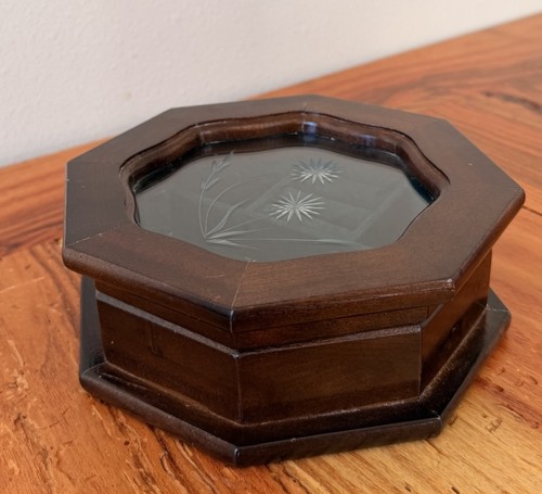 Vintage octagon shaped - vintage, small