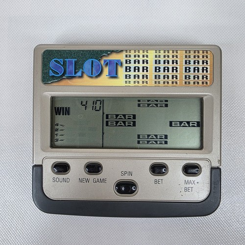 Deluxe slot radio shack - deluxe,