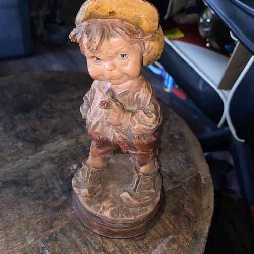 Armani boy cigar figurine - g., w/cigar