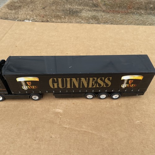 Corgi guinness beer 1999 - corgi,