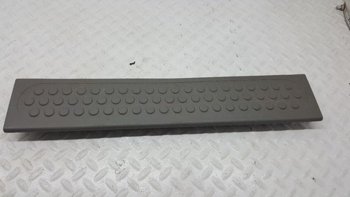 Rear passenger door step - rear,