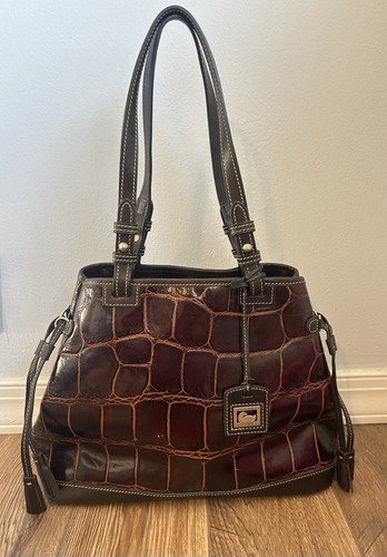 Dooney bourke croc - &,