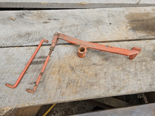 Allis chalmers tractor - tractor, foot