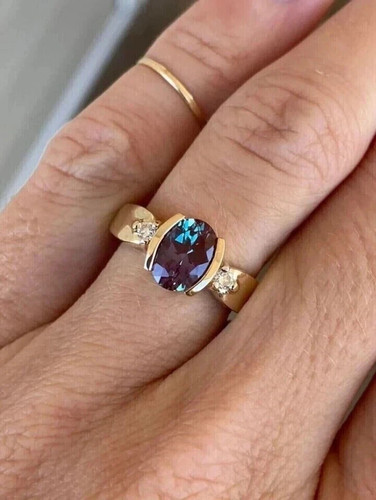 Oval cut natural - ct,