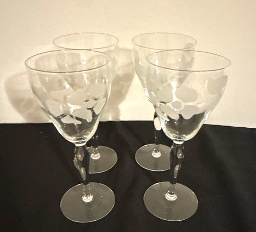 Set clear stemmed wine - of,