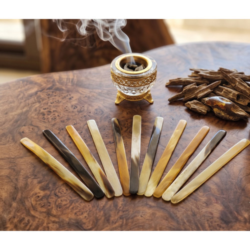 Handcrafted natural horn oud - handcrafted,