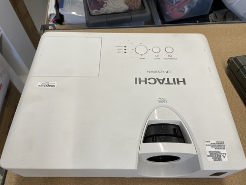 Used hitachi x2530wn 2700 - hitachi,