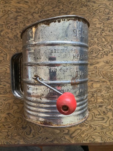 Flour sugar spice sifter - flour,