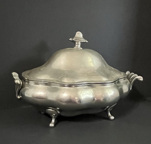 Vintage pewter soup tureen - 95%,
