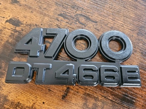 International 4700 dt466 side - international,