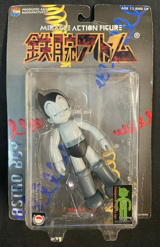 Miracle action figure sleeping - miracle,