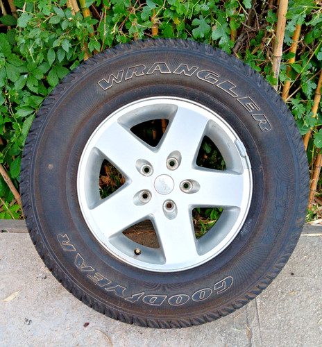 Jeep wheel goodyear - jeep,