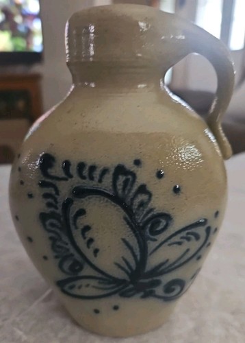 Maple city pottery jug - pottery, red