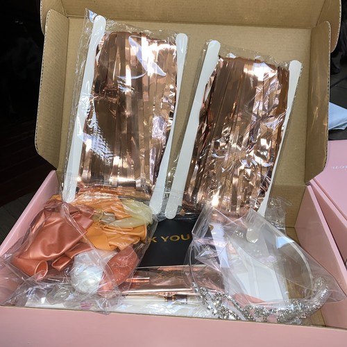 Smirly bachelorette party box - party,