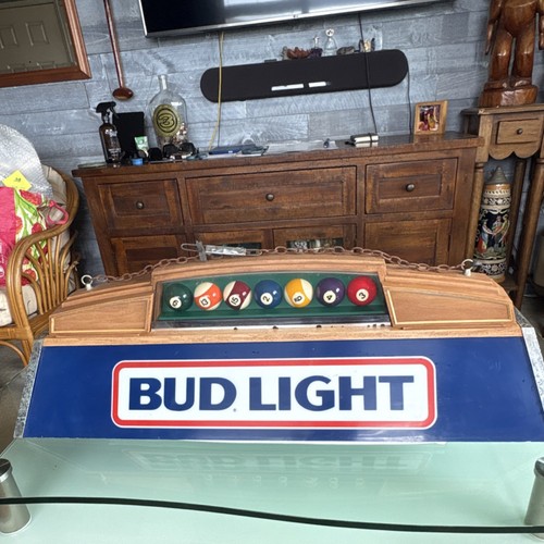 Vintage 1983 bud - 1983, light