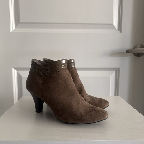 East 5th boots heel - 3”, size