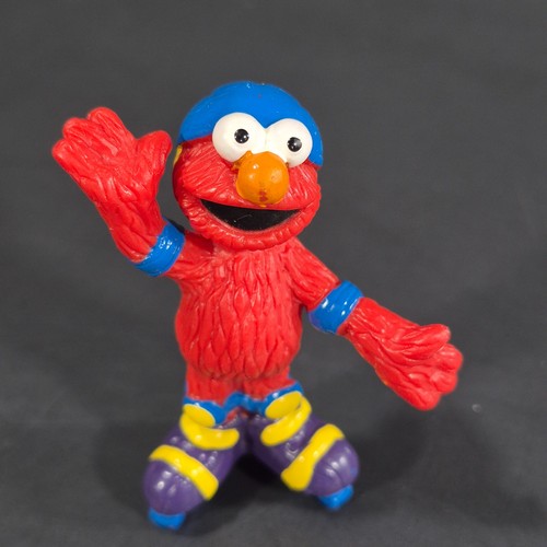 Vintage elmo rollerblades - vintage,