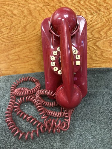 Vintage red grand wall - grand,