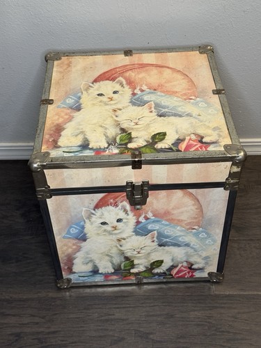 Vintage white cat toy - cat,