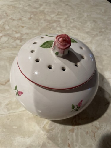 Vintage shabby chic pink - chic,