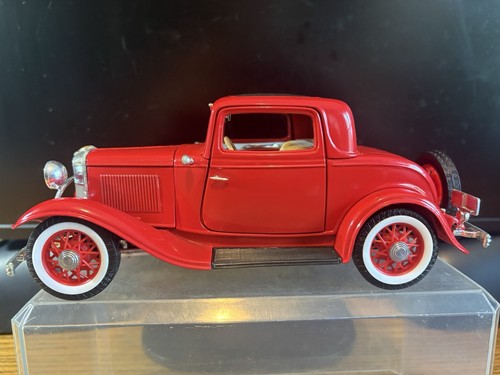 Road legends die cast - 1:18,
