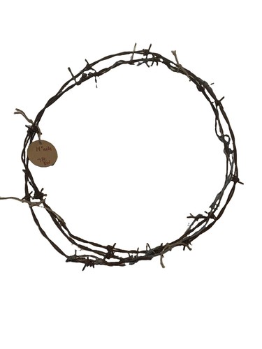 Barbed wire wreath - 14”,