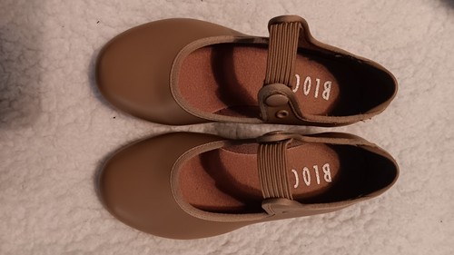 Tap dancing shoes tan bloch - tap,