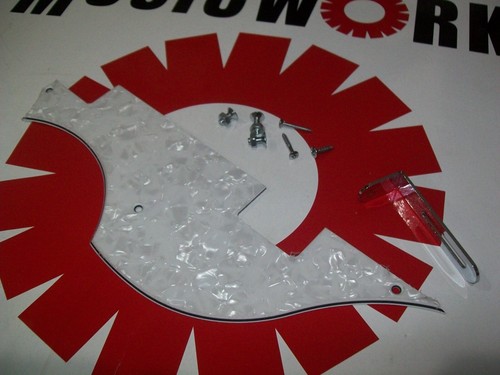 New genuine hofner - new, pickguard